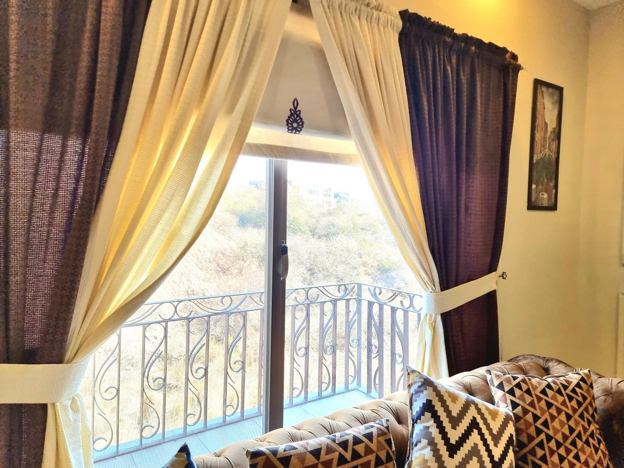 Executive Apartments In Bahria Heights Rawalpindi Room photo